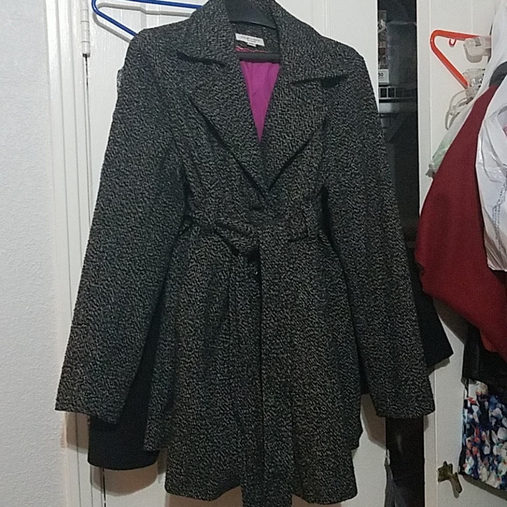 Maternity coat
